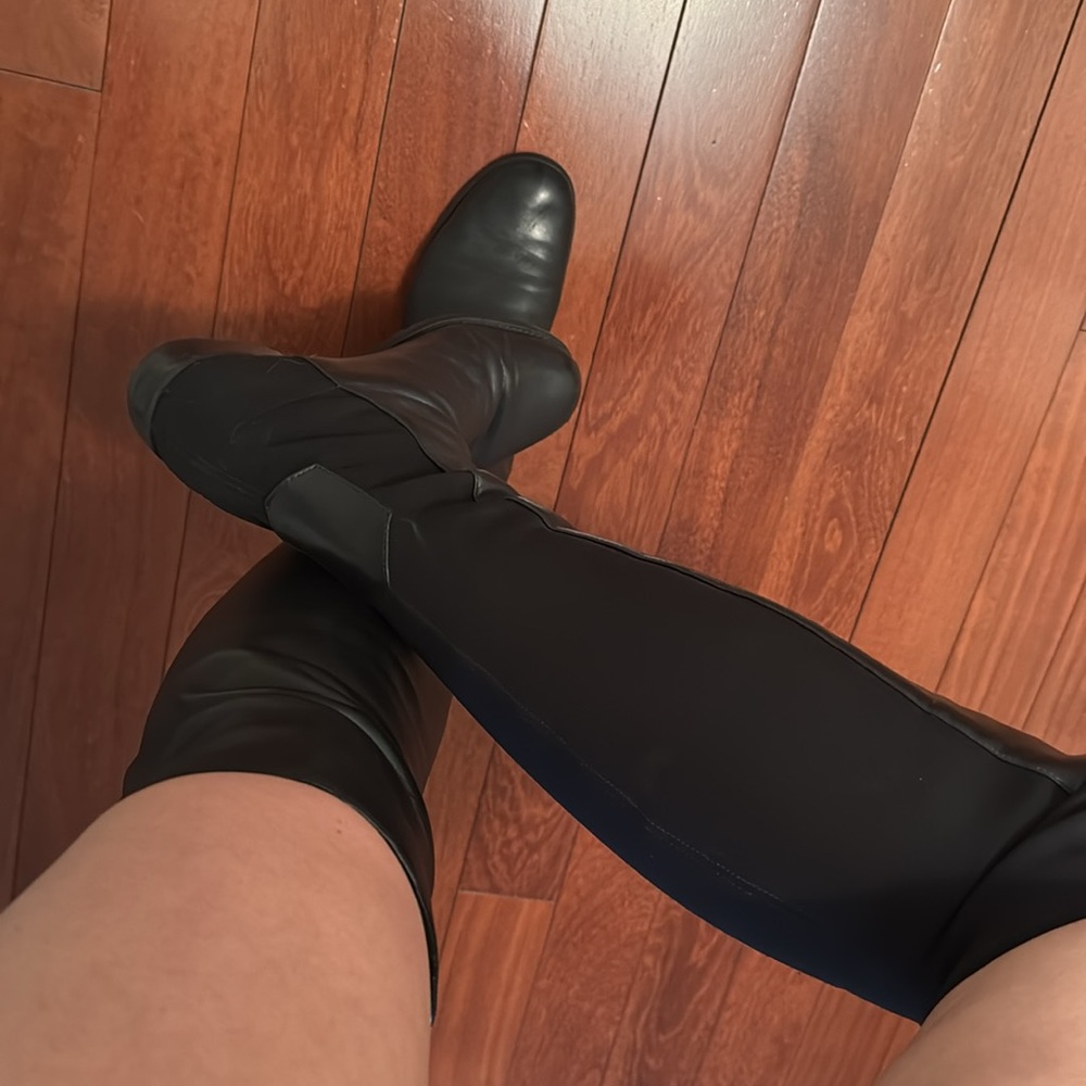 Stuart Weitzman 50/50 boot - Picture 10 of 10